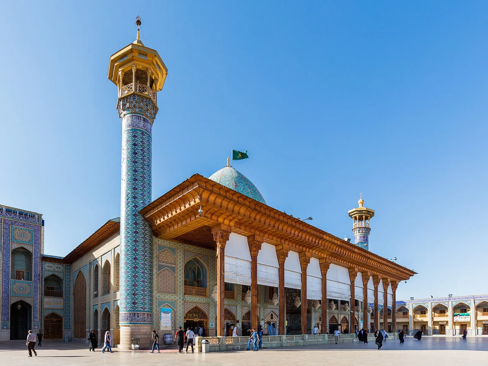 Shah Cheragh shrine architecture in Shiraz